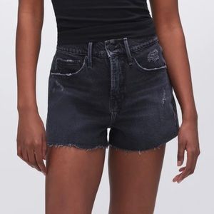 Good American “Good 90’s short” black